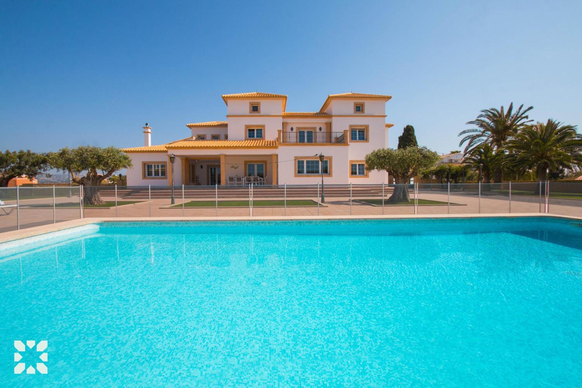 Villa Happy Family By Abahana Villas Калпе Екстериор снимка