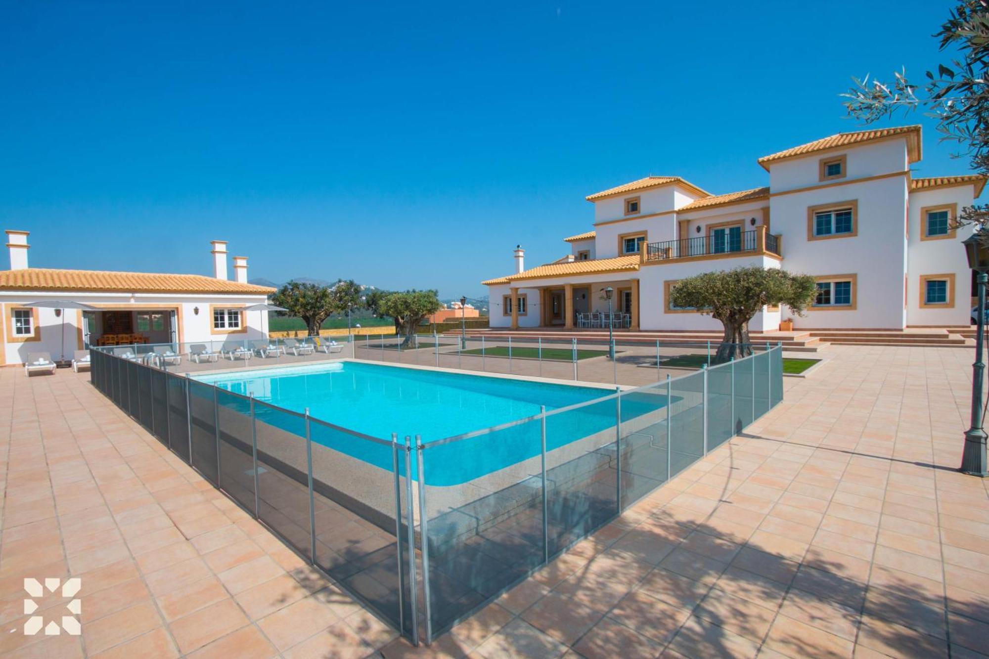 Villa Happy Family By Abahana Villas Калпе Екстериор снимка